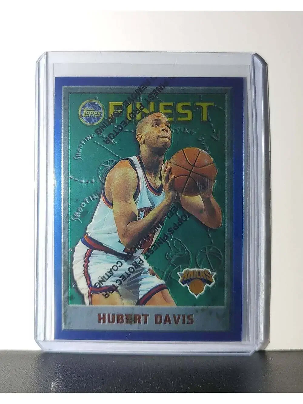 Hubert Davis 1995-96 Topps Finest NBA #213 Card New York Knicks
